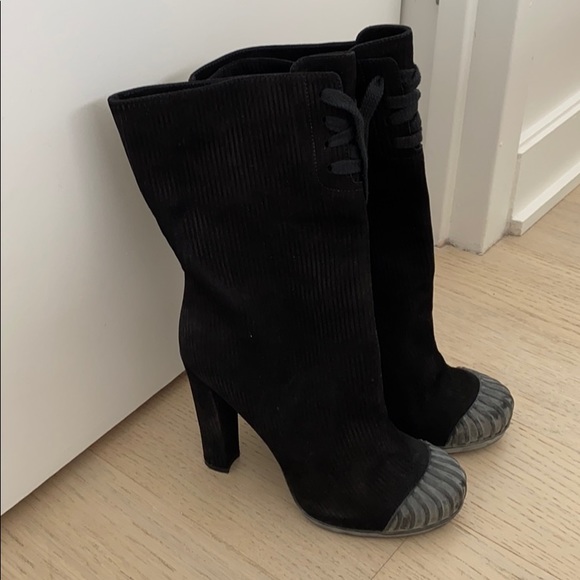 Suede Fendi Boots, size 38
